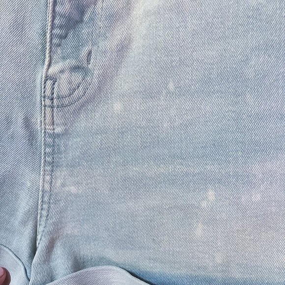 NEARLY NEW High Rise Jean Mom Rolled Stretch waist Bleach distressed Shorts Sz M - Picture 7 of 10